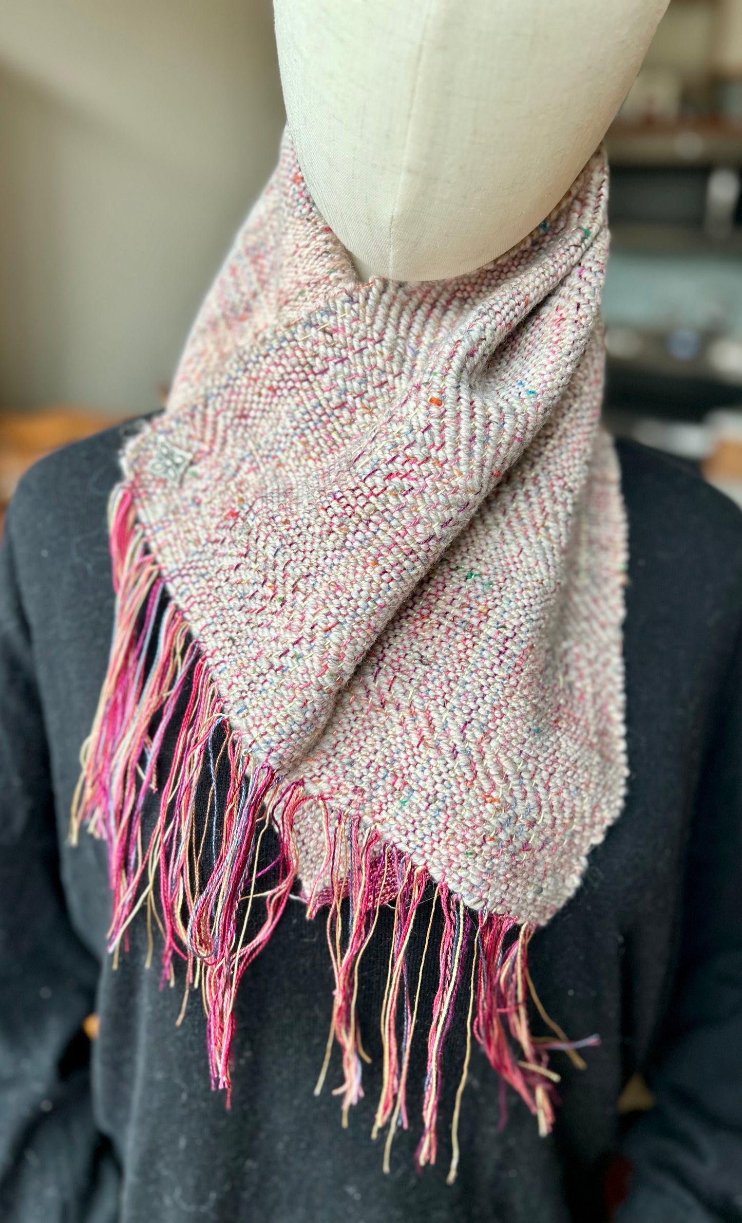 Handwoven short neck scarf with clasp