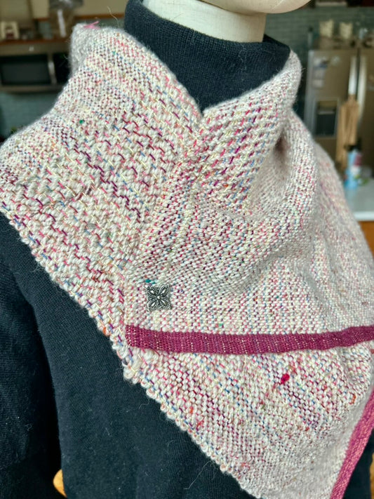 Handwoven short neck scarf with JŪL clasp (Copy)