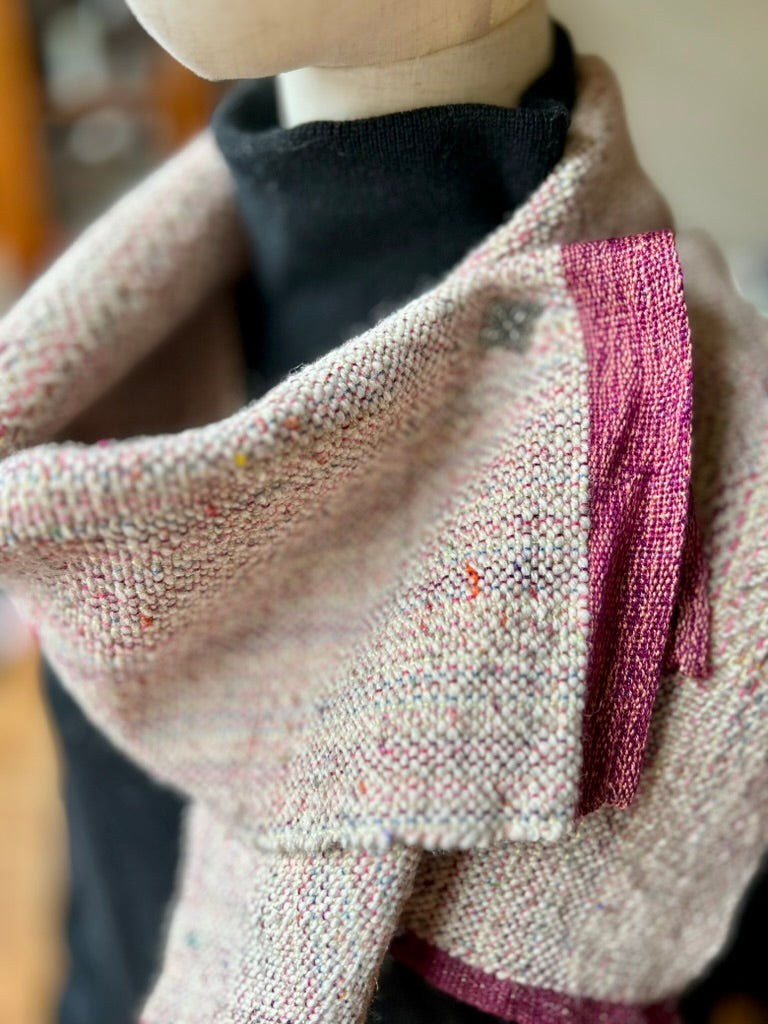 Handwoven short neck scarf with JŪL clasp (Copy)