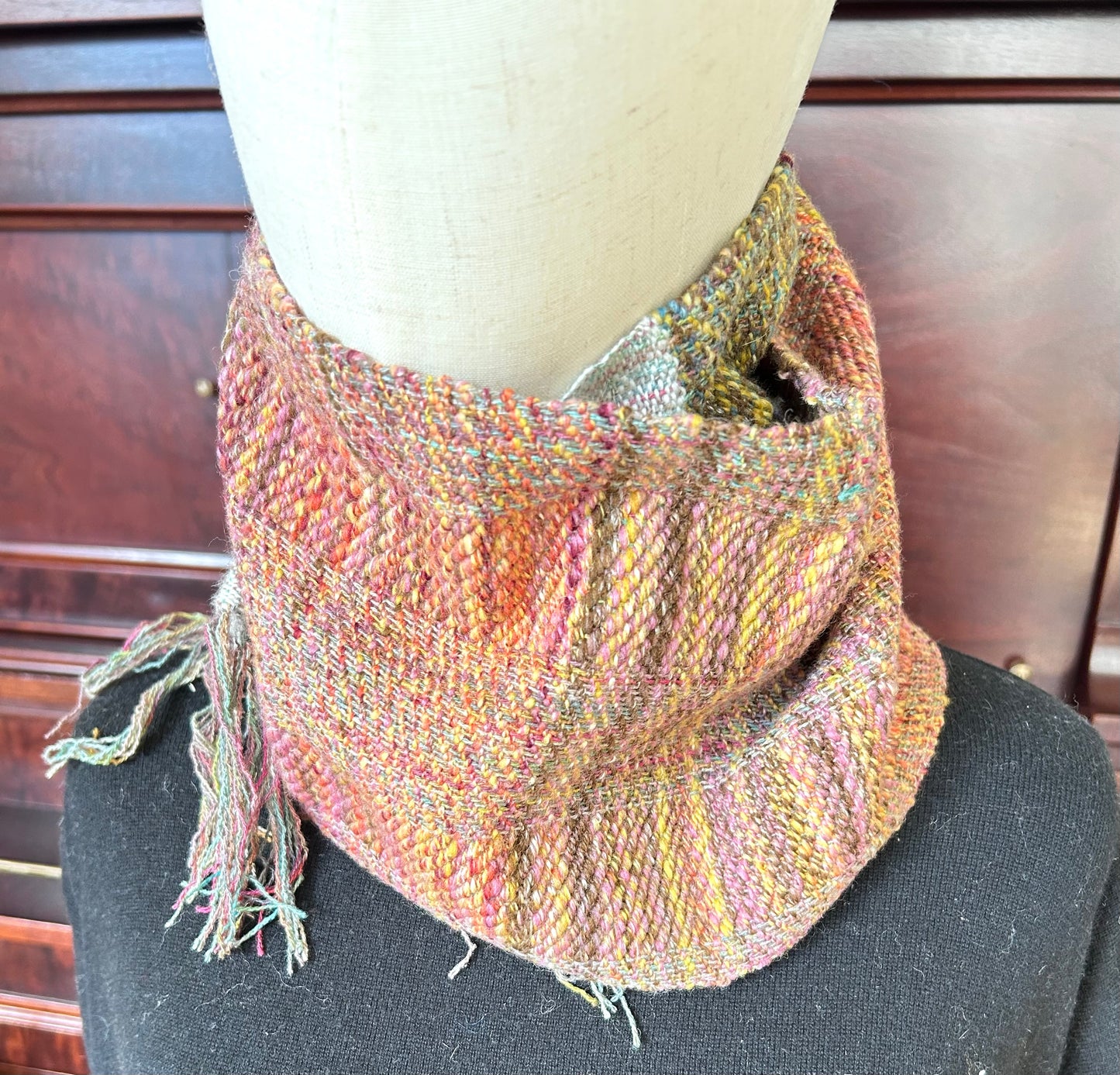 Handwoven scarf with clasp